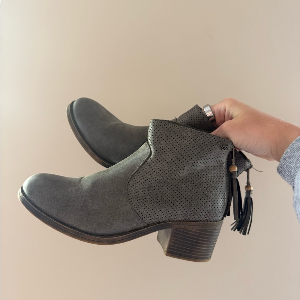 Billabong Charcoal Ankle Booties with Tassels